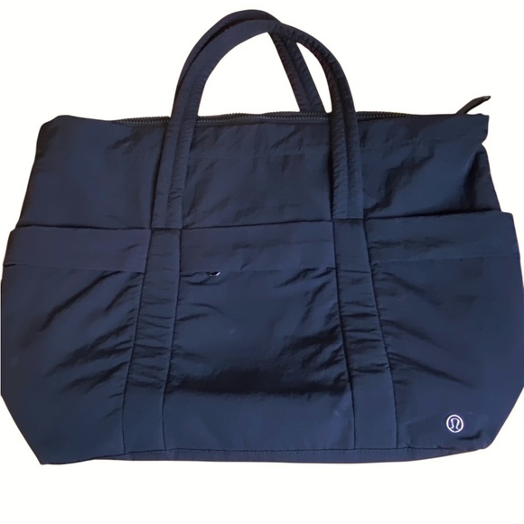 lululemon athletica Handbags - Lululemon Black Nylon Weekender Laptop Gym Tote Multi Pocket Bag